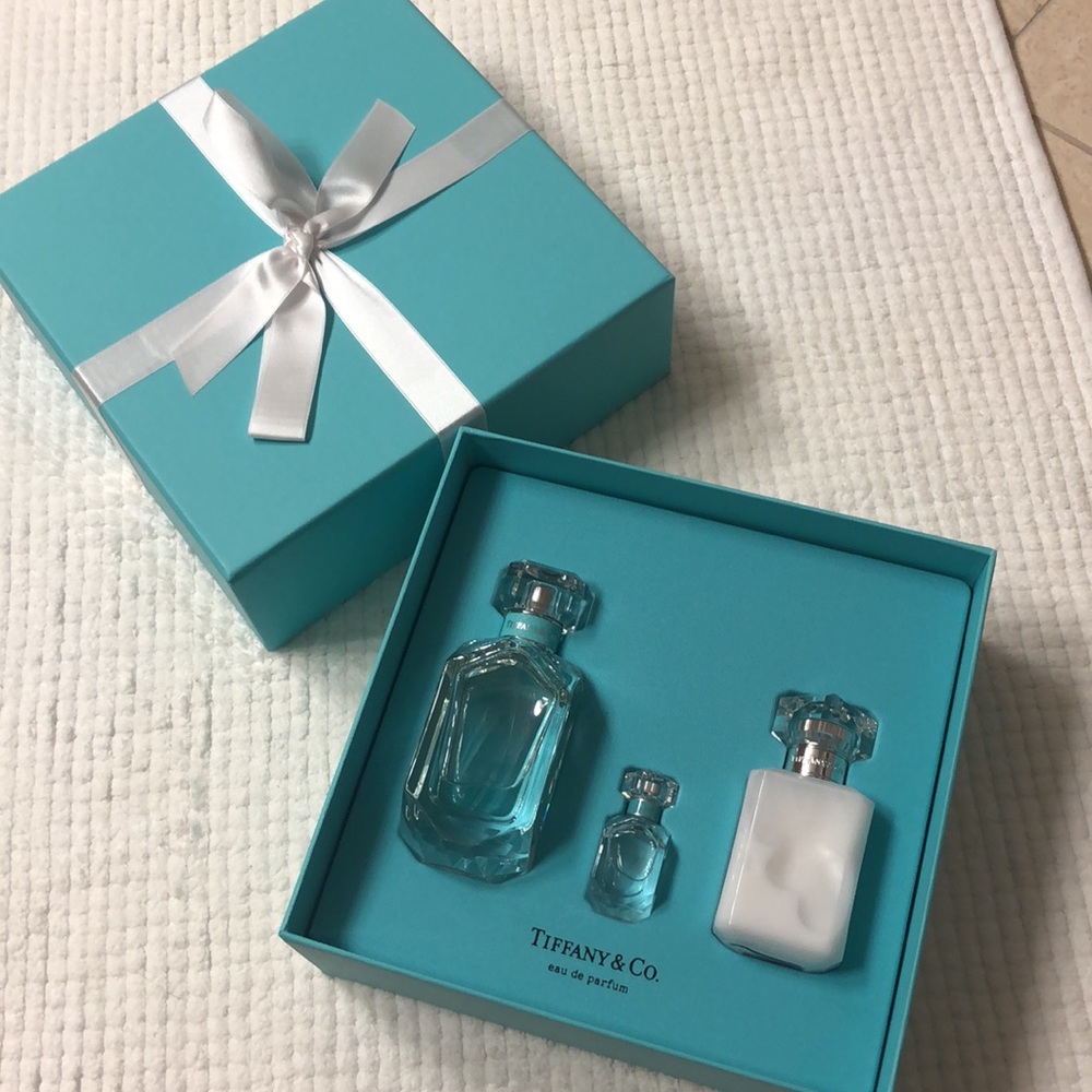 Tiffany & Co eau de parfum gift set NEW